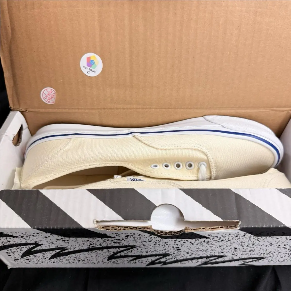 Vans shoes - VANS Authentic LX - Authentic - VN0A4BV90RD - White 6