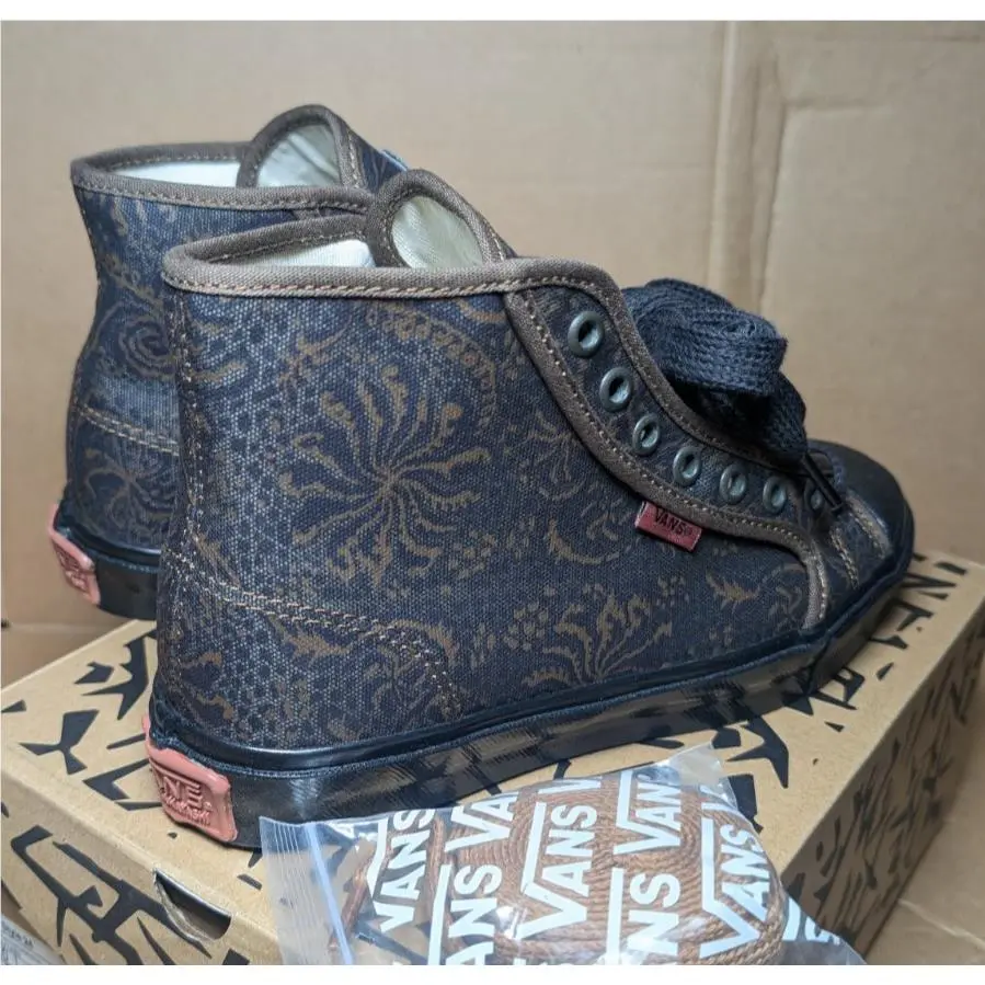Vans shoes - Vans Vault x Taka Hayashi - Brown 2