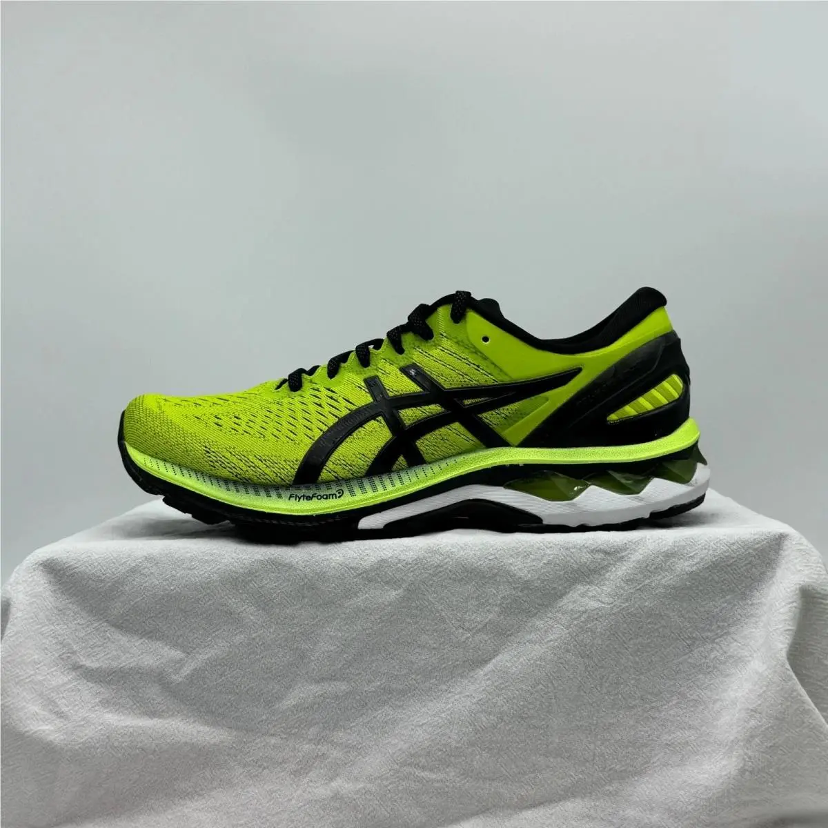 Asics shoes - ASICS GEL-Kayano - Green 8