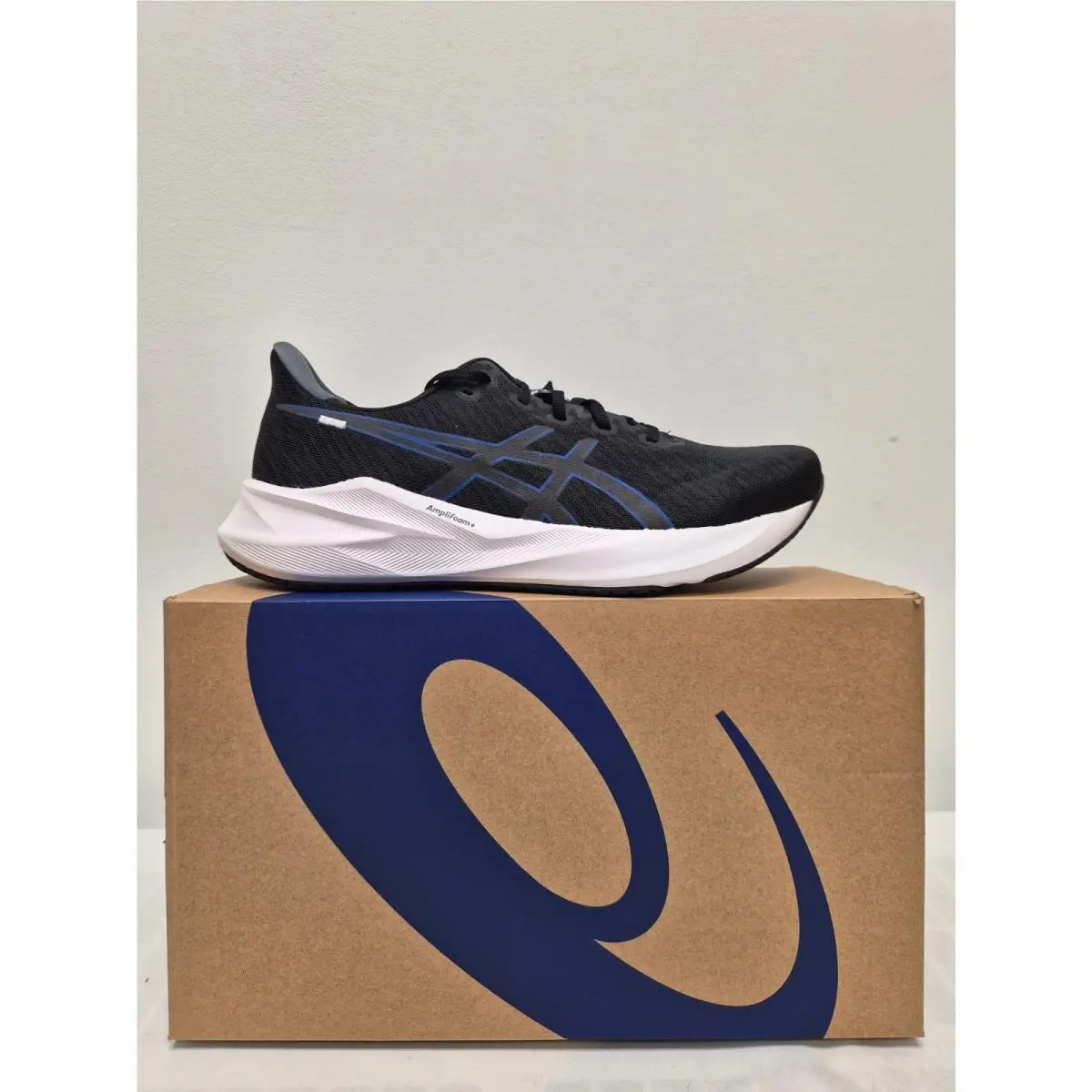 Asics shoes - ASICS VERSABLAST 4 - VERSABLAST - 1011B984-002 - Black 4