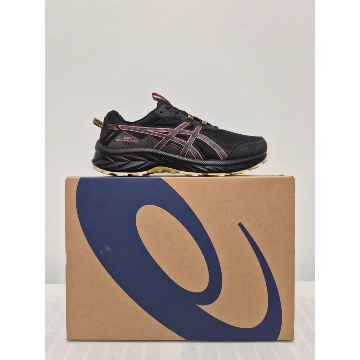 Asics Gel-venture 10 Women`s Medium Width Waterproof