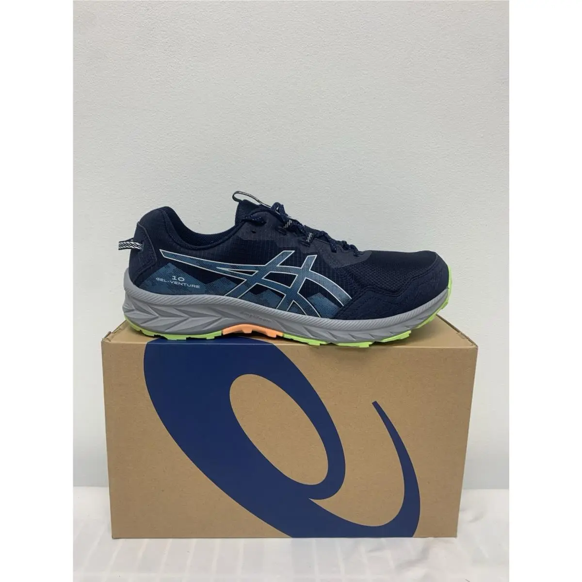 Asics Gel Venture 10 Men`s Medium Width Size 15 Only
