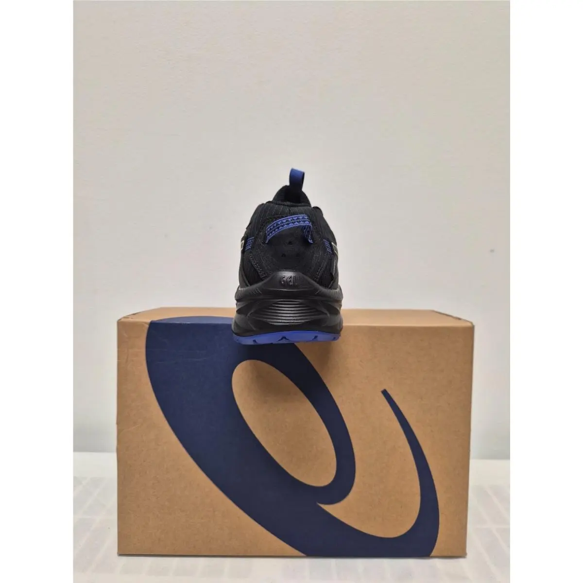 Asics shoes - ASICS GEL-VENTURE 10 - 1011B965-002 - Black 1