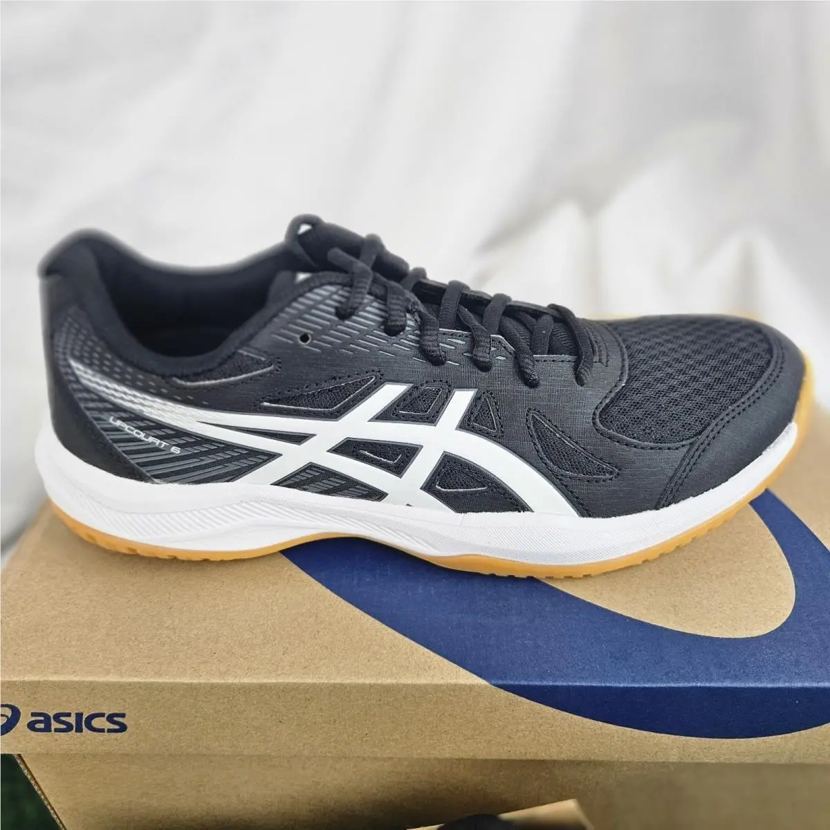 Asics shoes - ASICS Upcourt - Upcourt - 1071A104-001 - Black 0