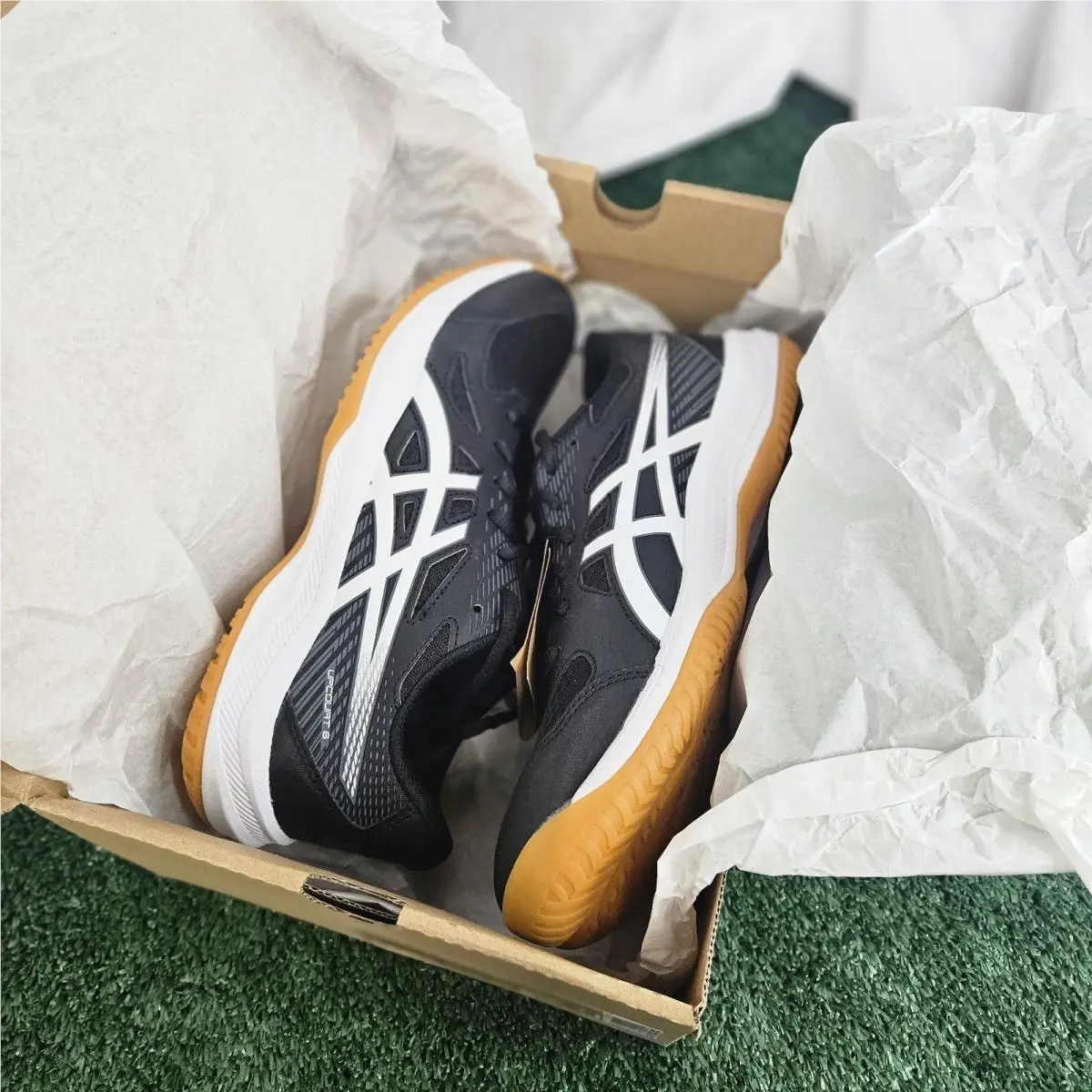 Asics shoes - ASICS Upcourt - Upcourt - 1071A104-001 - Black 3