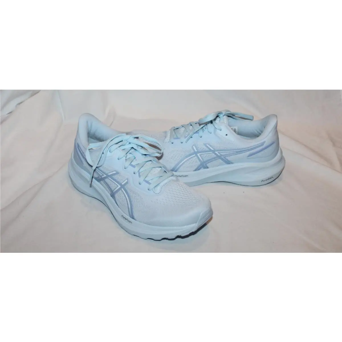 Asics Women`s GT 1000 13 Low Top Lace-up Athletic Sneakers SZ 7.5 Light Blue