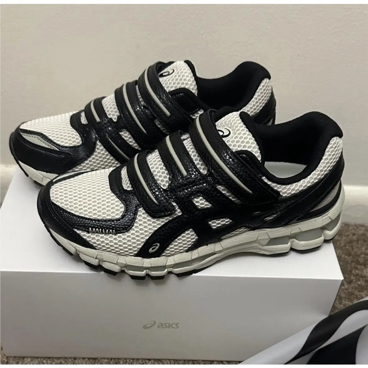 Asics shoes - ASICS Gel Kayano 20 - Gel Kayano - White 1