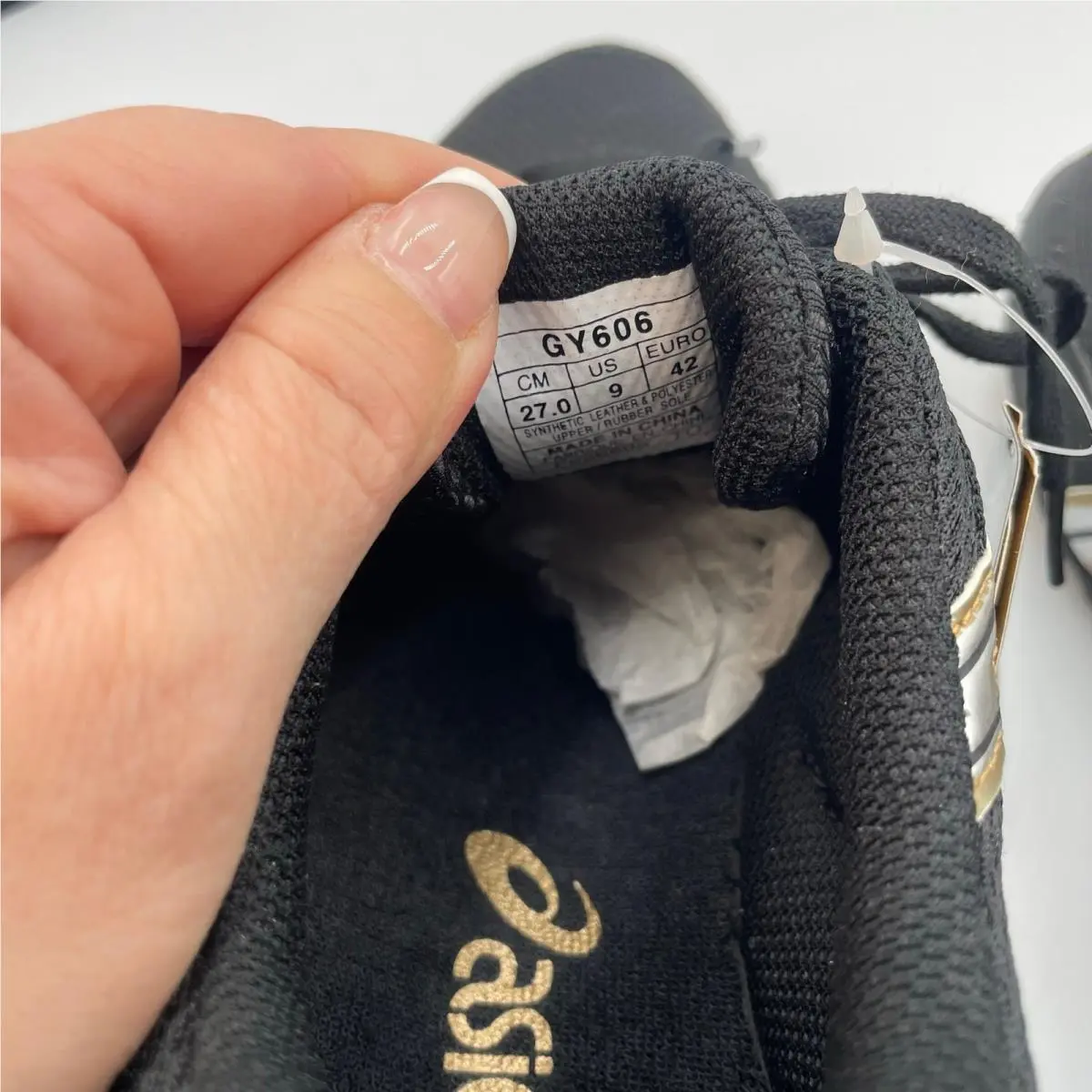 Asics shoes - Black 4