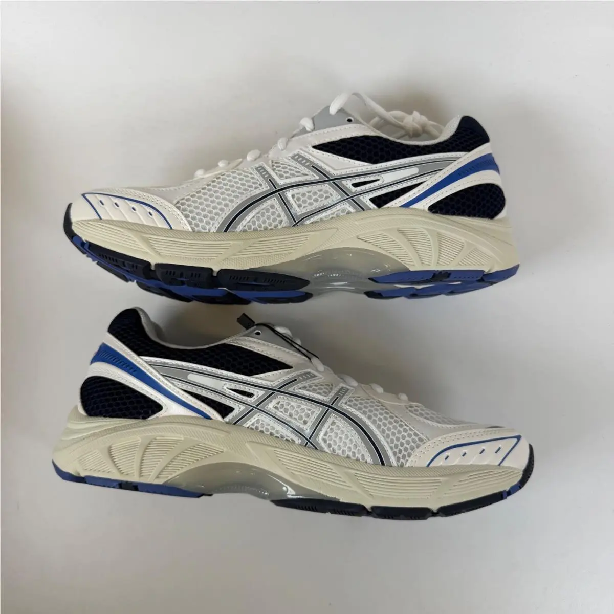 Asics shoes - ASICS GT-2160 - White 1