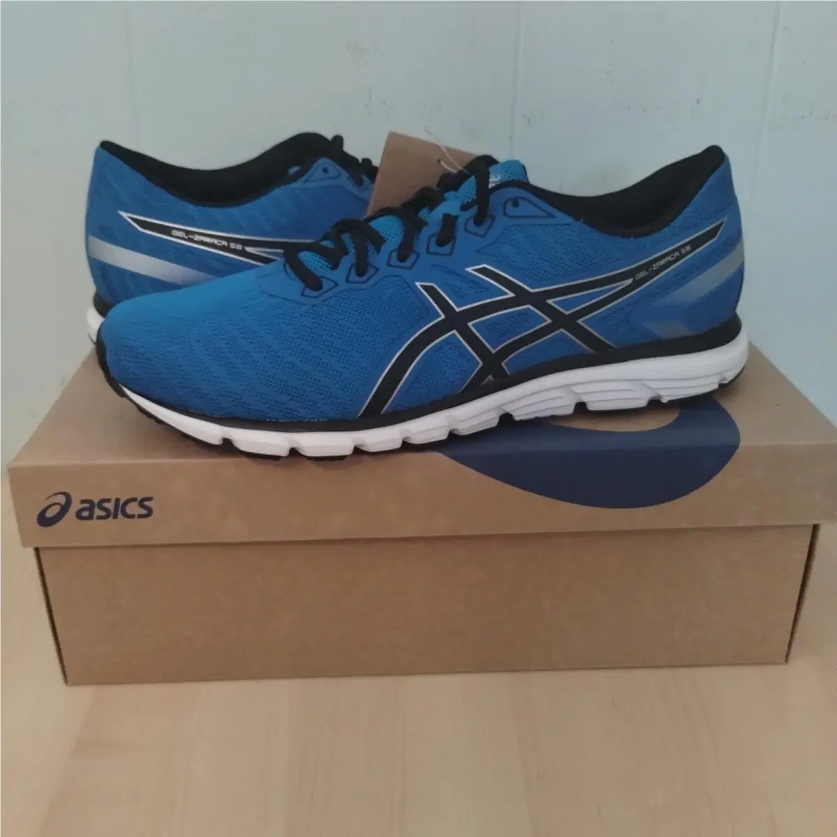 Men`s Size 11 Asics Gel Zaraca 5 B Run Electric Blue Black Running Sneakers