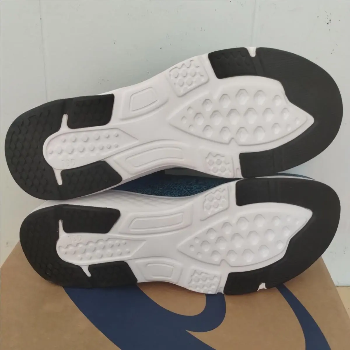 Asics shoes - Blue 1