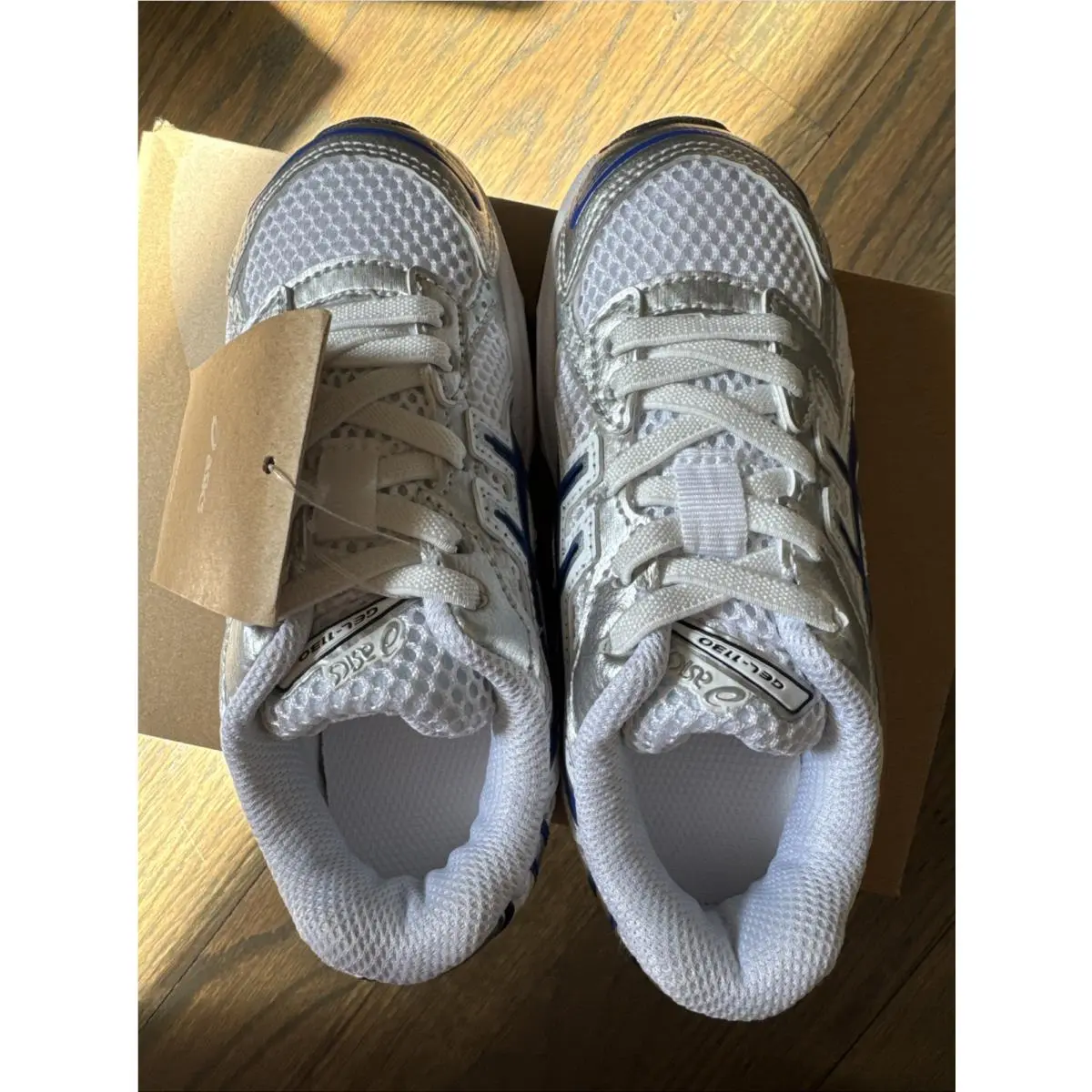 Asics shoes - White/Blue (UPC: 0197298810005) 0