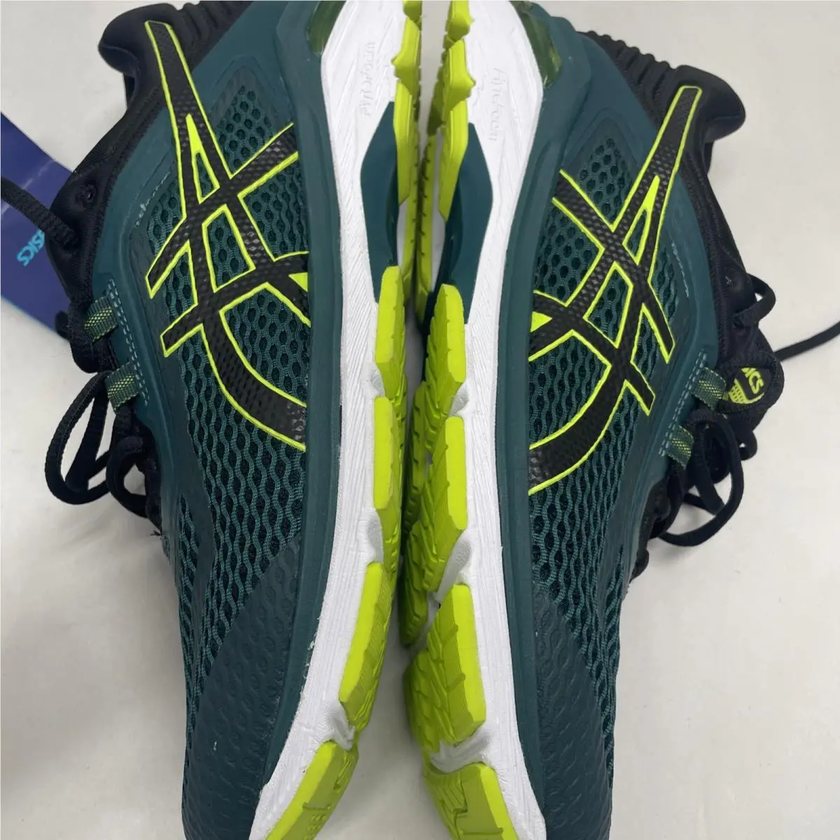 Asics shoes - ASICS GT-2000 - T805N 300 - Everglade/Black 10