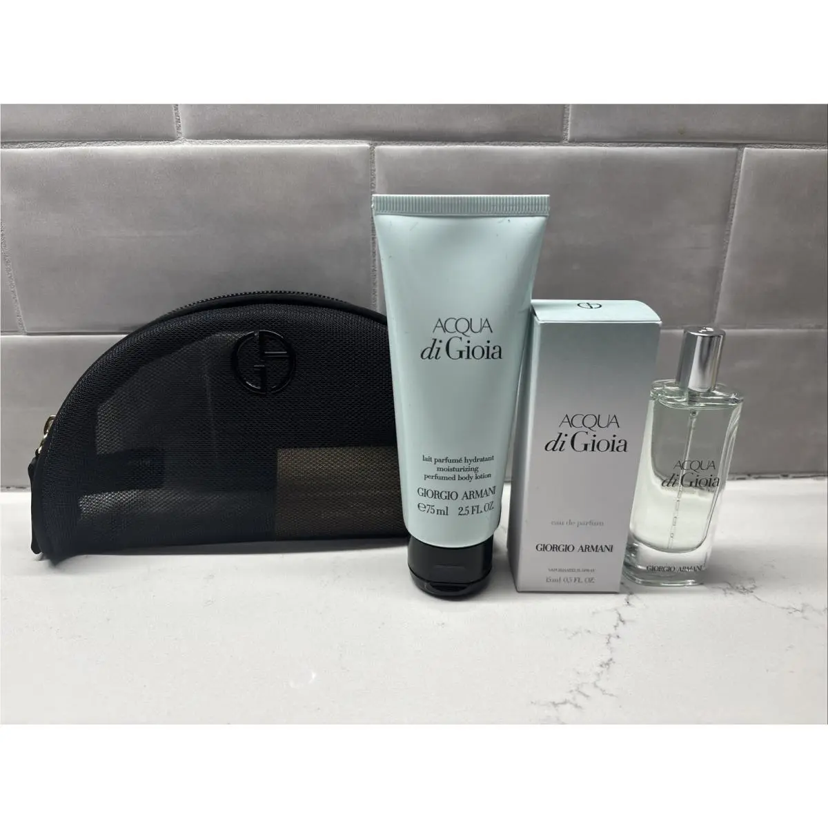 Acqua Di Gioia by Giorgio Armani 3 Pcs Set: 0.5 oz Edp Spray Lotion Bag
