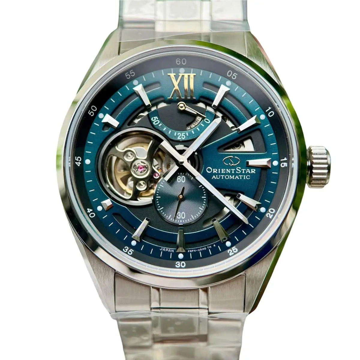 Orient Star Automatic Emerald Green Dial RK-AV0134E Men`s Watch Power Reserve