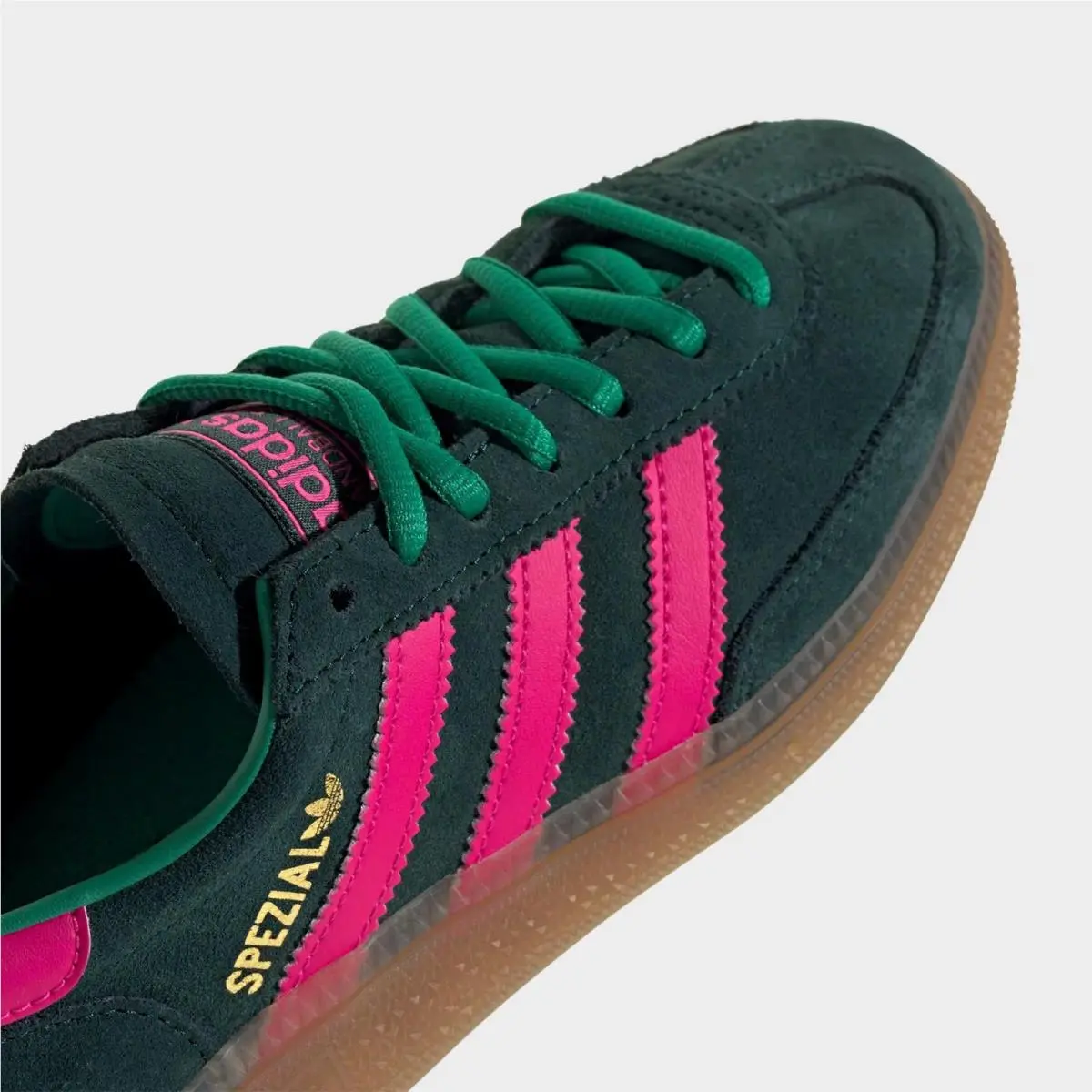 Adidas shoes - KJ3776 301 - Aurora Ivy/Shock Pink/Gum 0