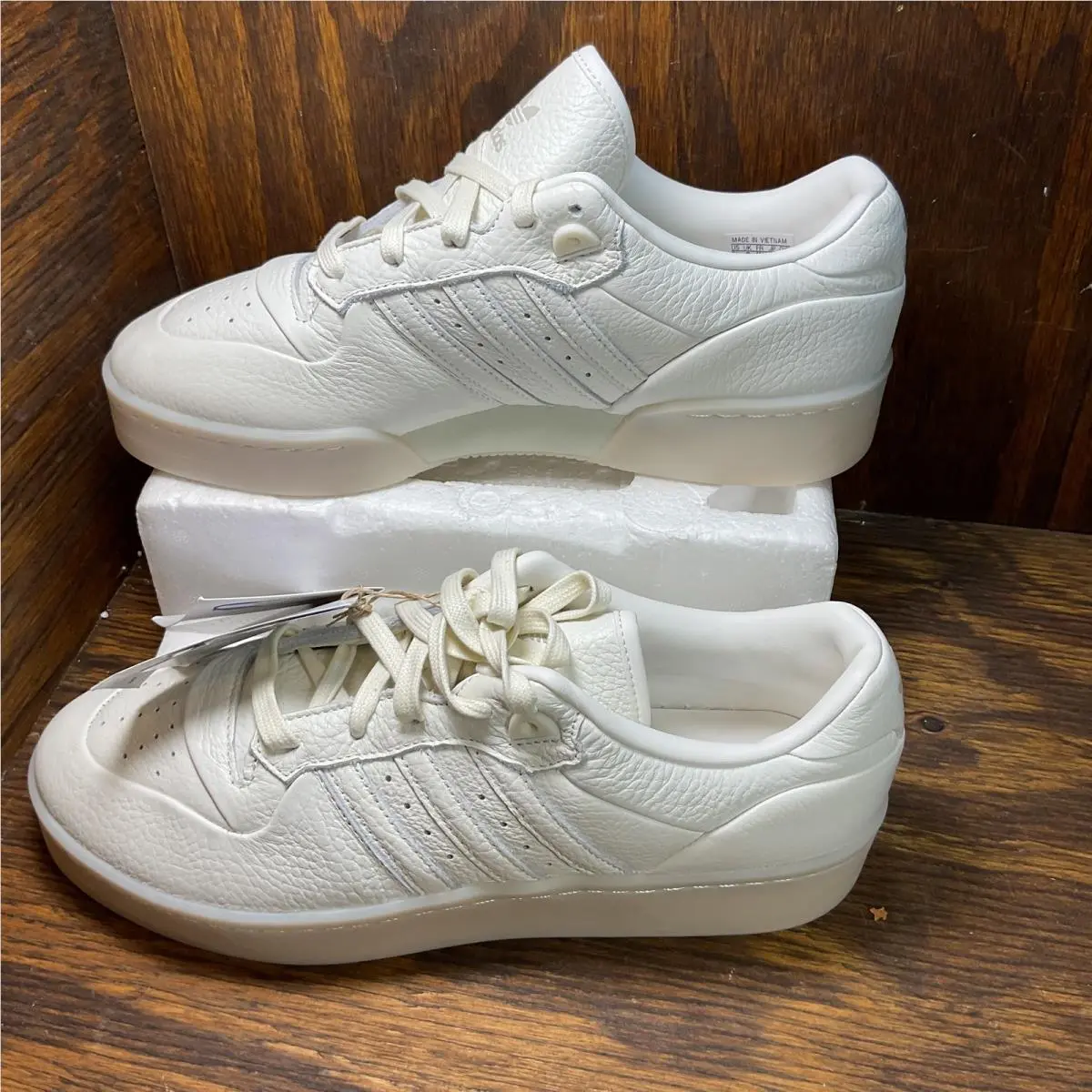 Rivalry Sneakers Size 9.5 White Leather by Adidas