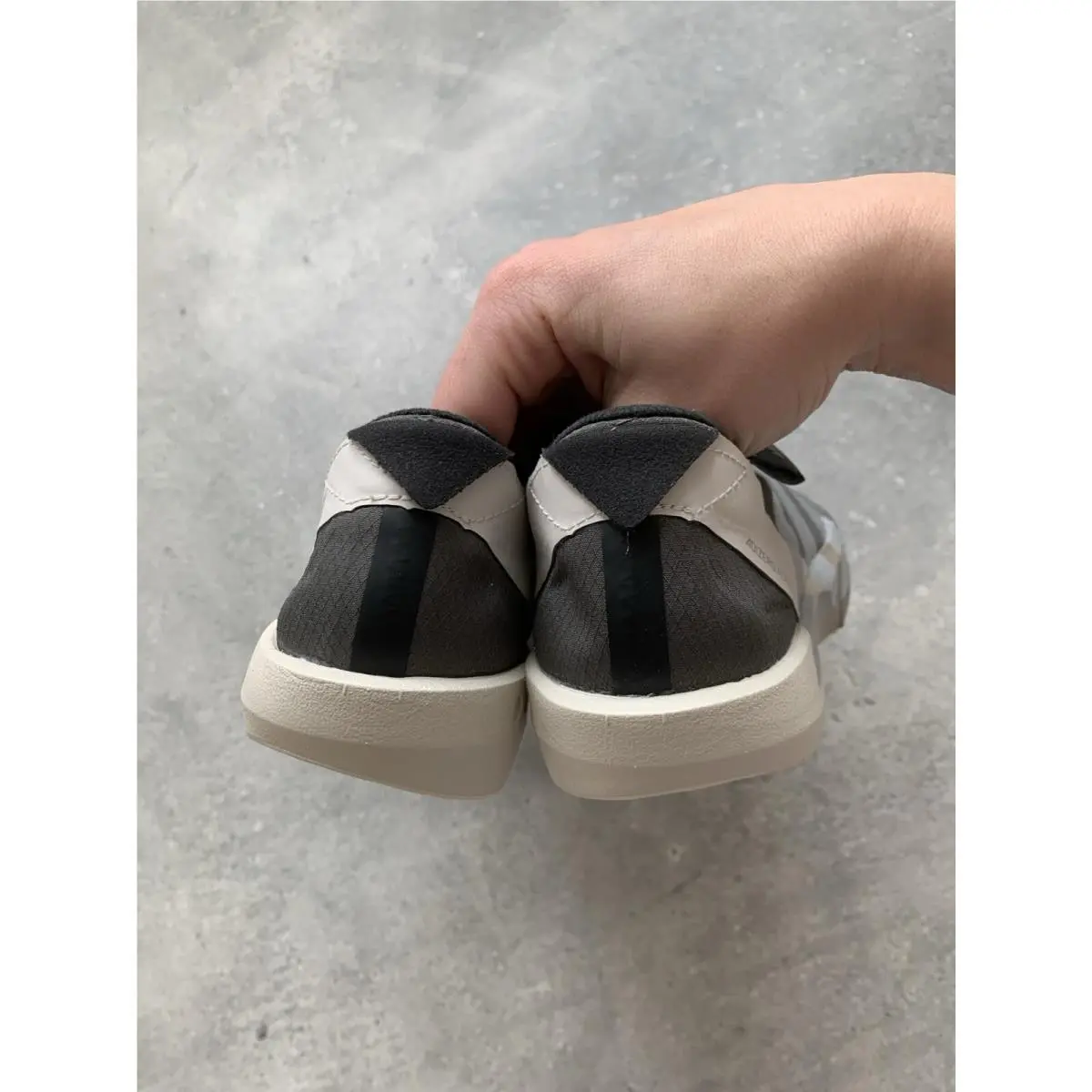 Adidas shoes - YOHJI YAMAMOTO Y-3 ADIZERO ADIOS 9 - JS3151 - Gray 4
