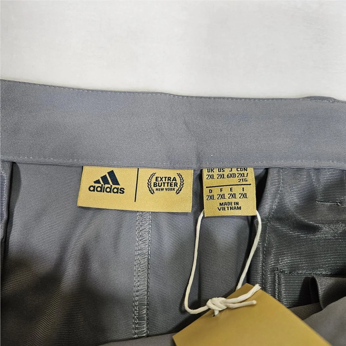 Adidas clothing - Green 3