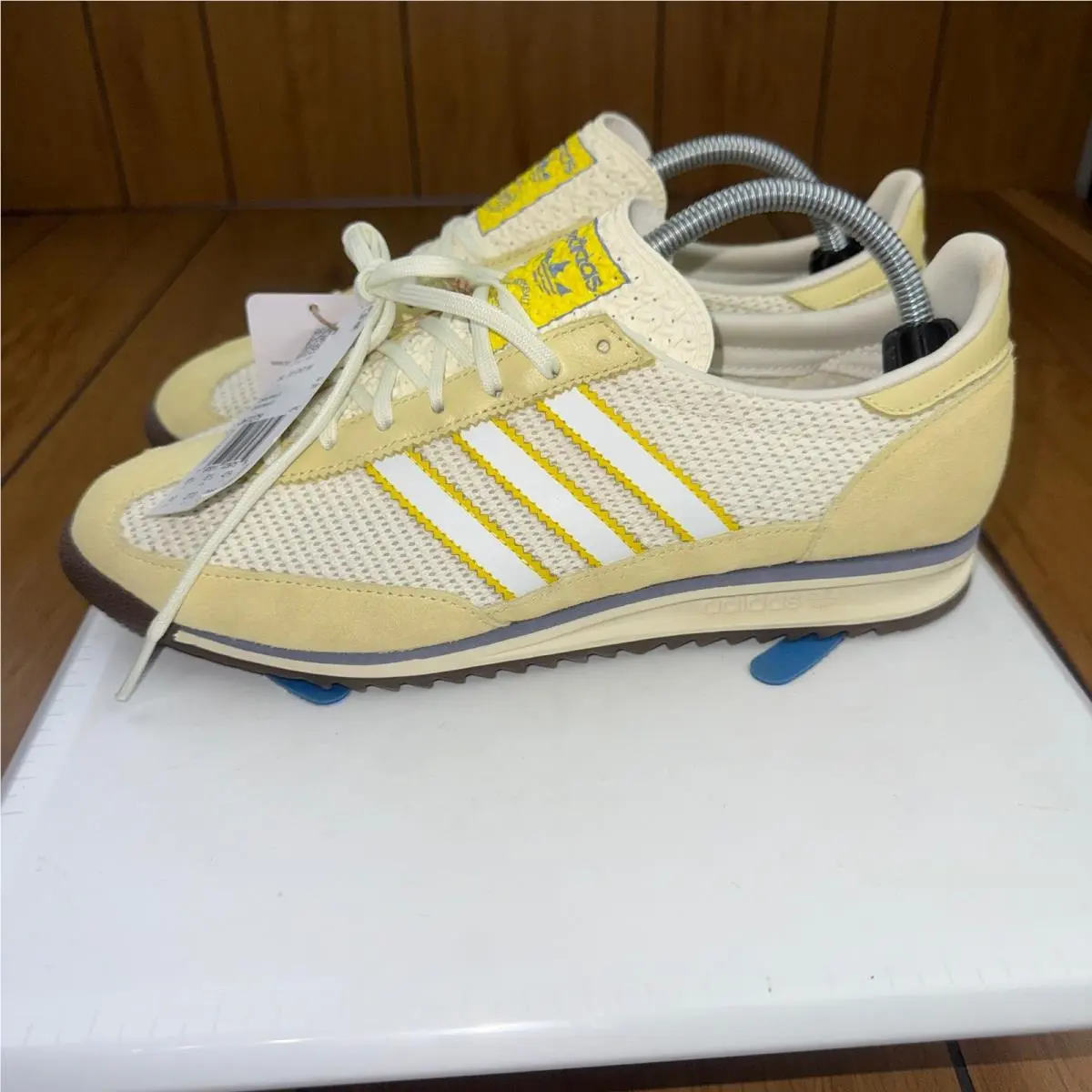 Adidas shoes - adidas SL 72 - Yellow 1