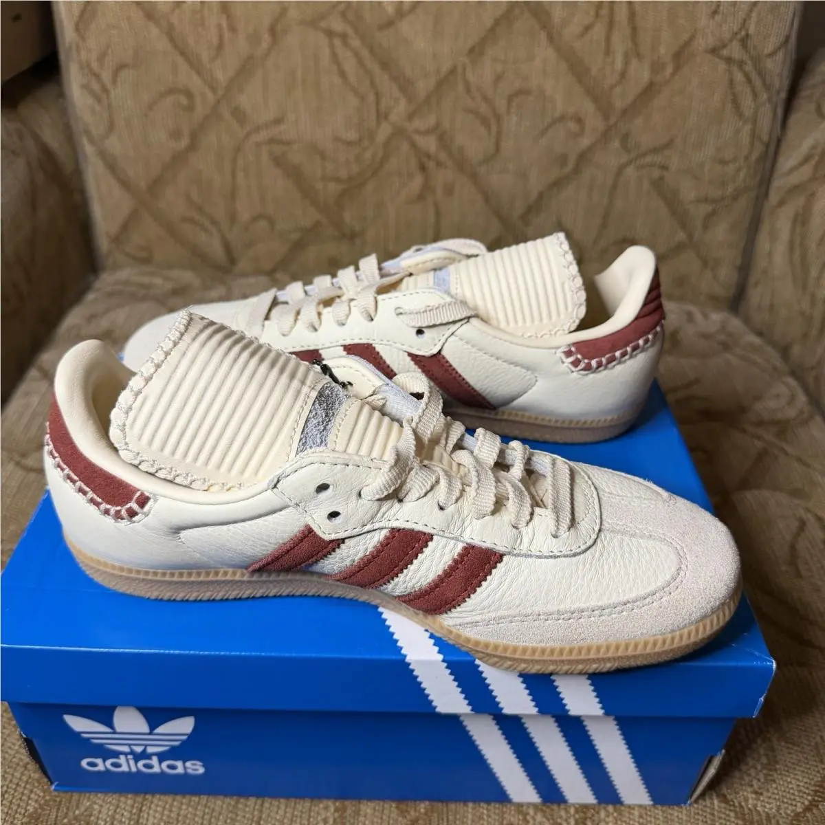 Adidas shoes - adidas Samba - Samba - JS3541 - Ivory 0