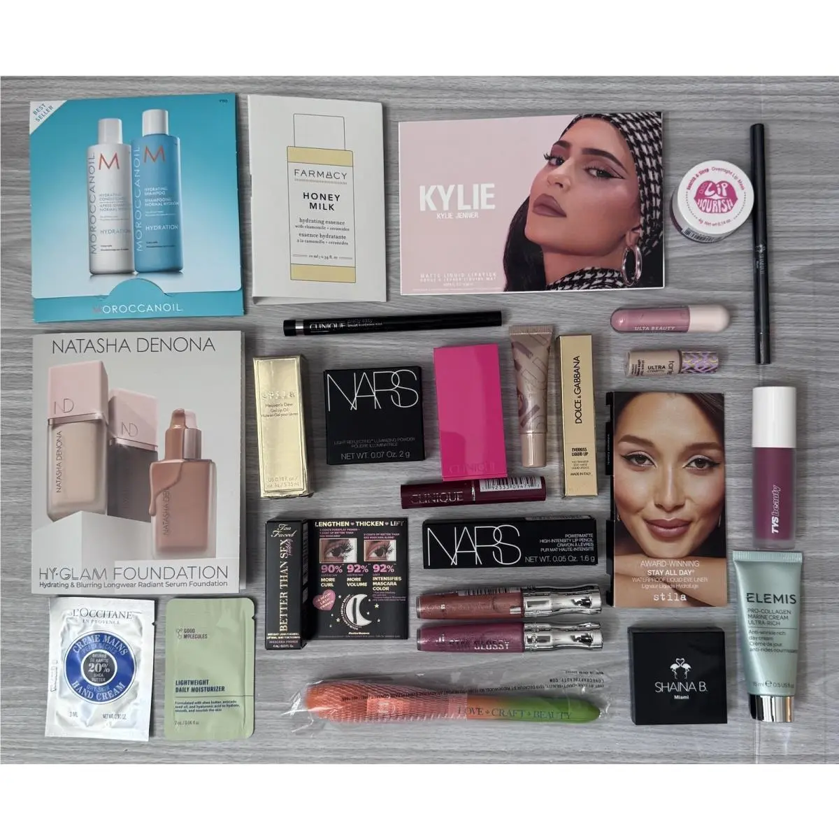 26 Pc Beauty Lot Makeup Skincare Nars Clinique Dolce Gabbana Kylie Full Sample