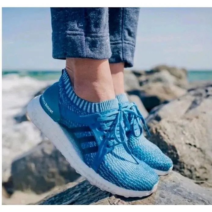 Adidas Parley x Ultraboost Women’s Running Training Shoes SZ 6
