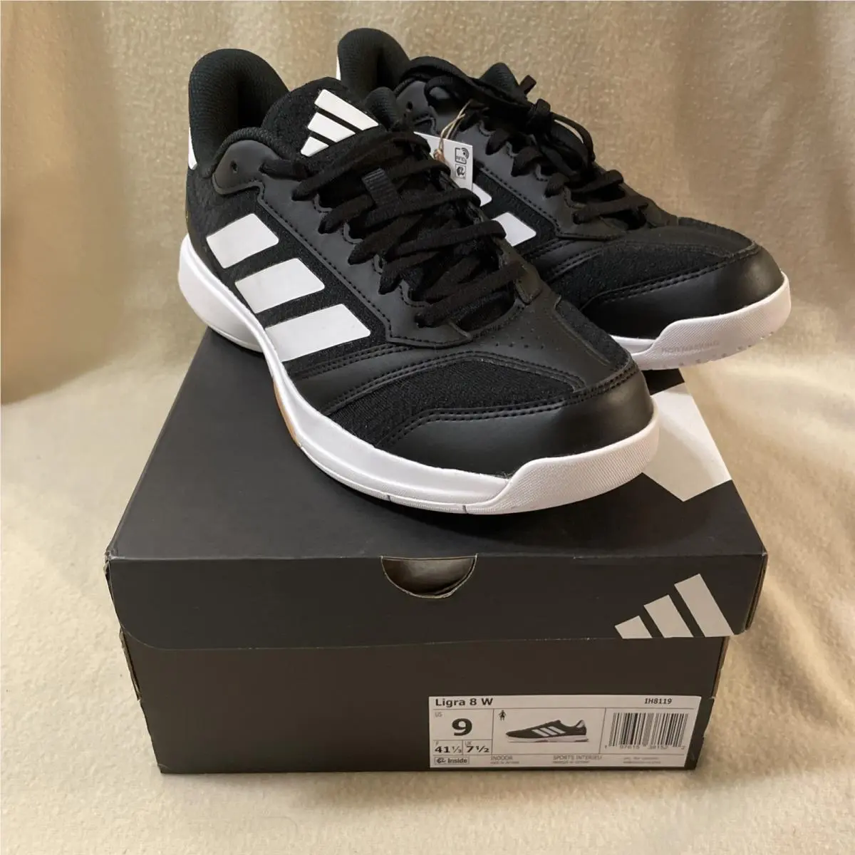 Ligra Indoor Sports Shoes Womens Black White Size 9 IH8119 by Adidas