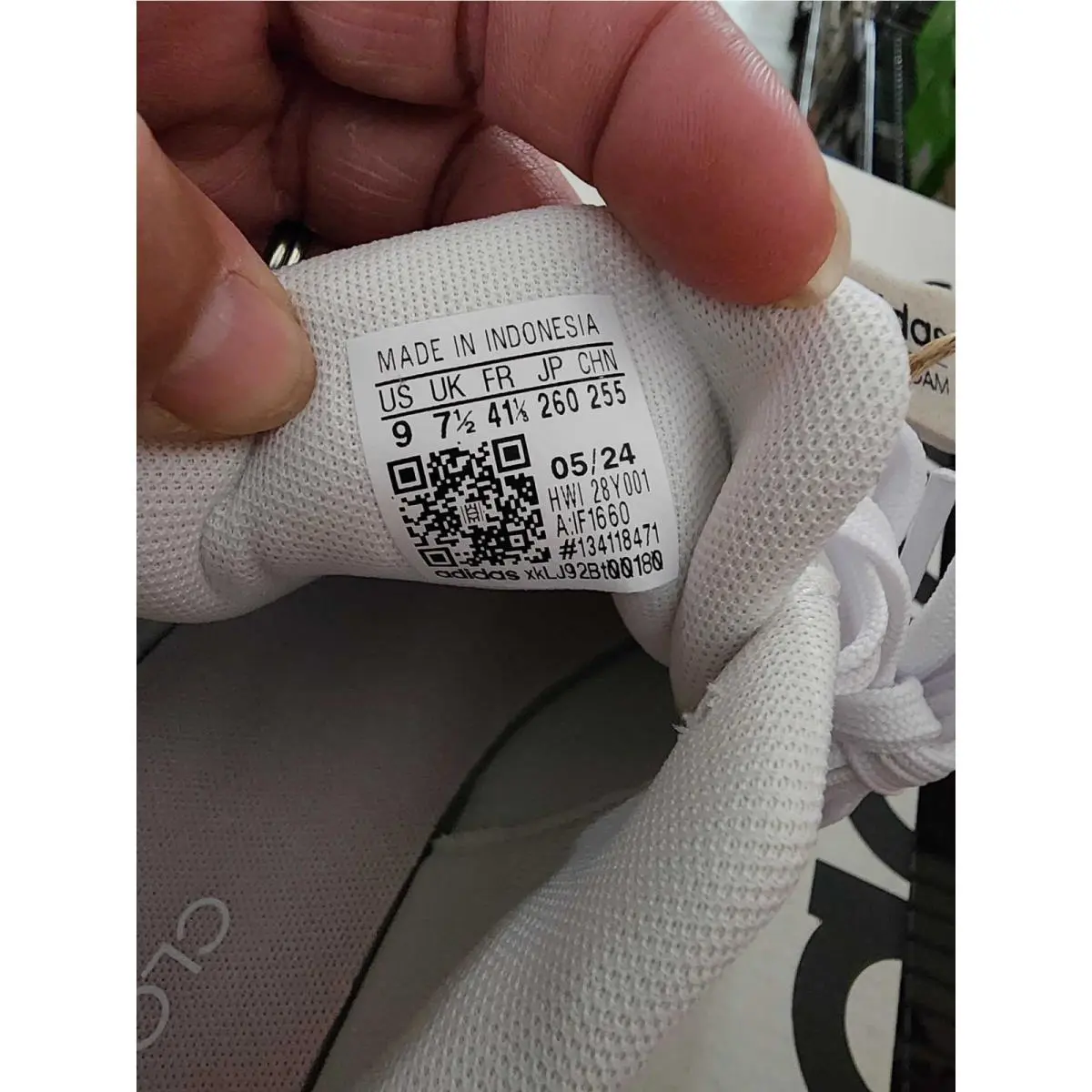 Adidas shoes - White 0