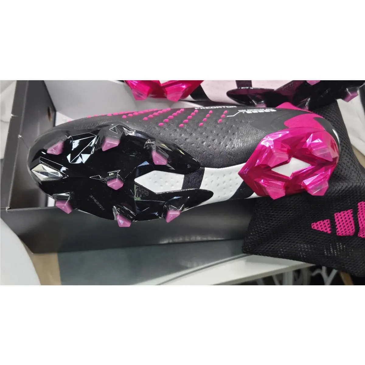 Adidas shoes - adidas predator accuracy.2 - predator - GW4586 - Black 17