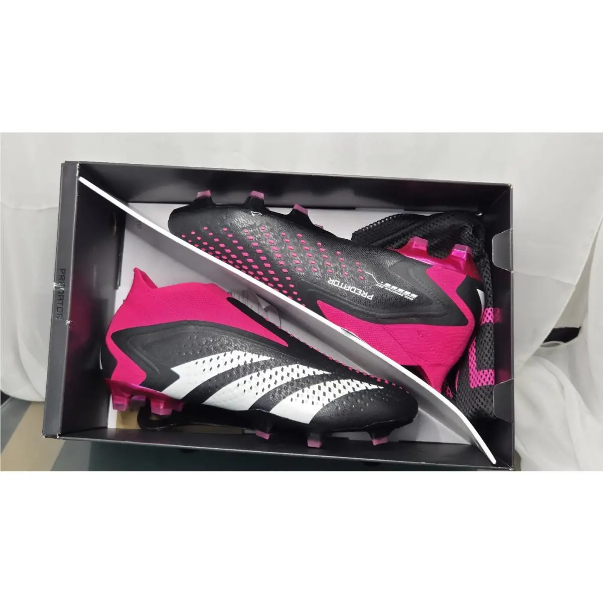 Adidas shoes - adidas predator accuracy.2 - predator - GW4586 - Black 2
