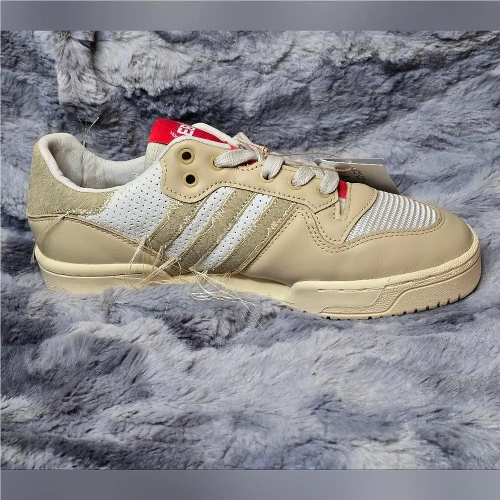 Adidas shoes - Beige 3