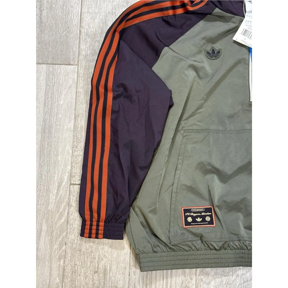 Adidas clothing - adidas FC Bayern Icon Half-Zip - JN0112 - Green, Secondary: Black, Orange, Purple 1
