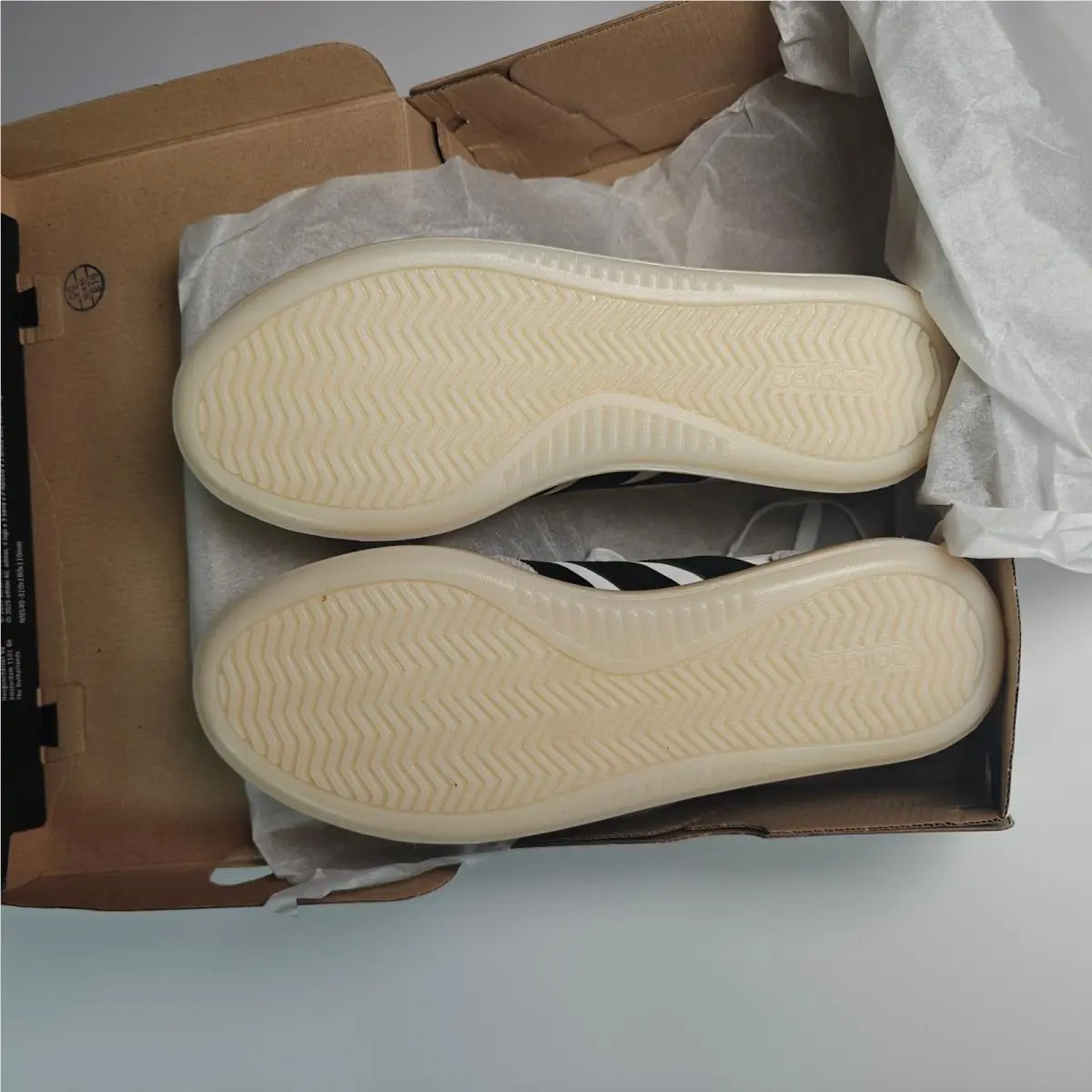 Adidas shoes - Barreda Decode - Barreda Decode - White 1