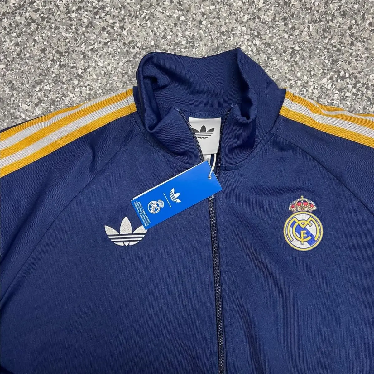 Adidas clothing - Blue 0