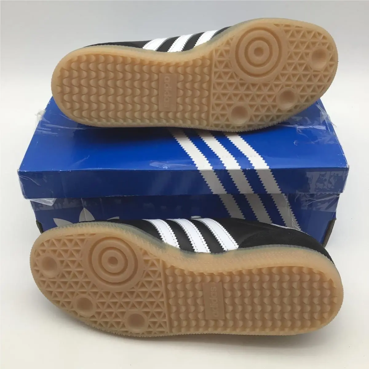 Adidas shoes - adidas Samba JP J - Samba - Black 3