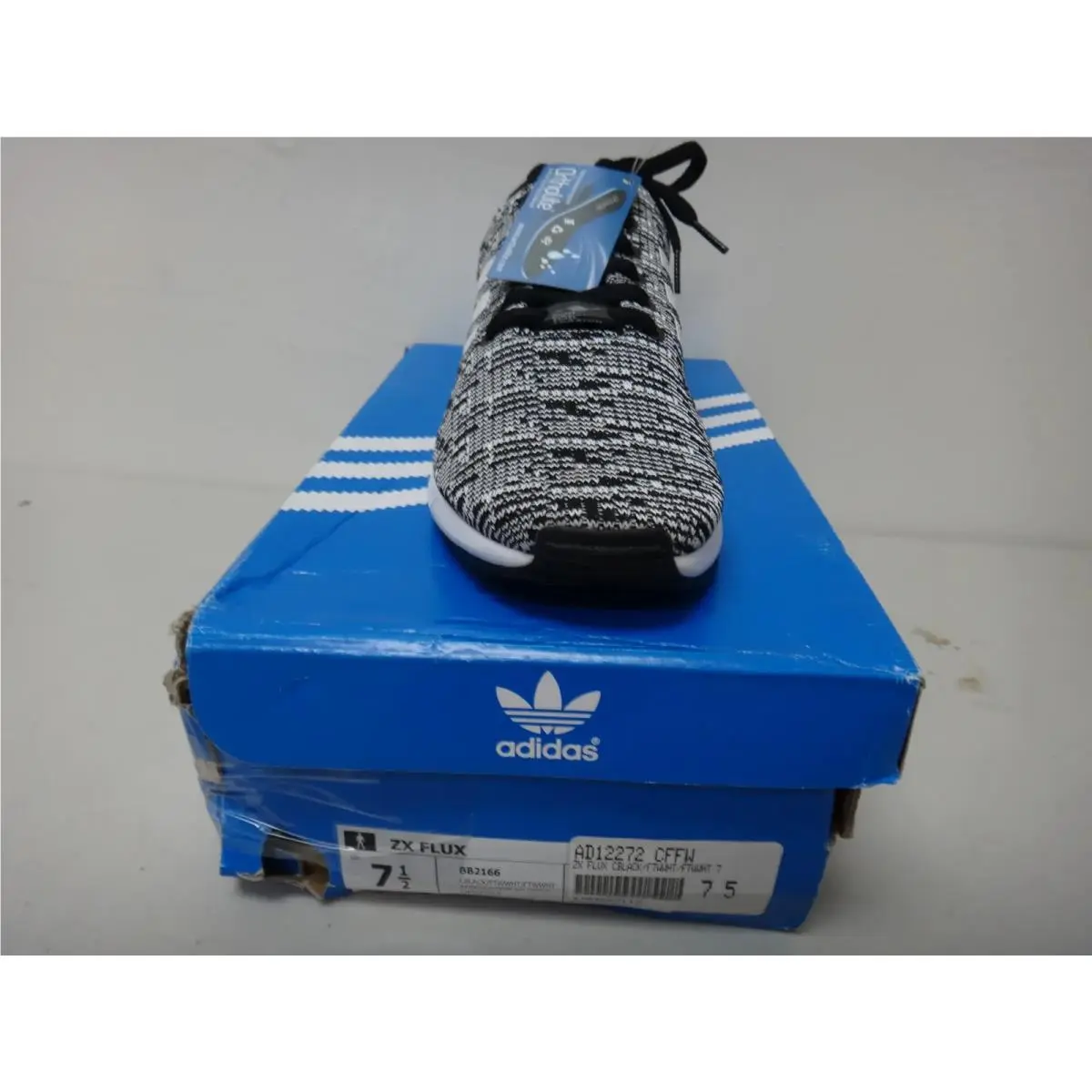 Adidas shoes - ZX Flux - Flux - BB2166 - Black 0