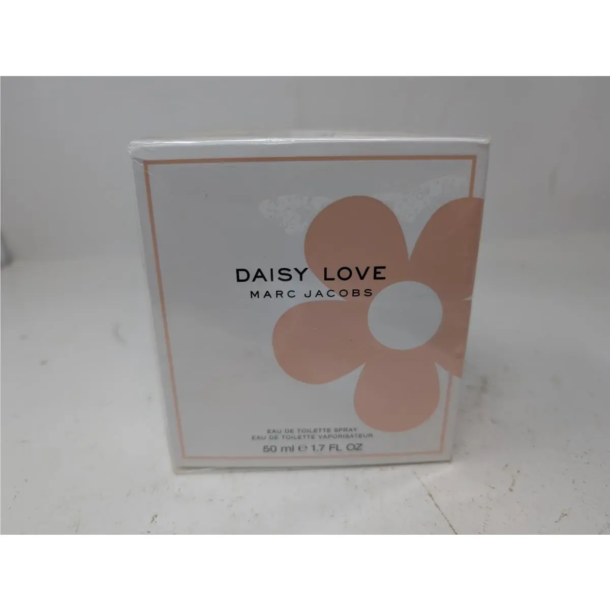 Marc Jacobs Daisy Love Eau de Toilette Spray Regular Size 1.7 fl oz 77