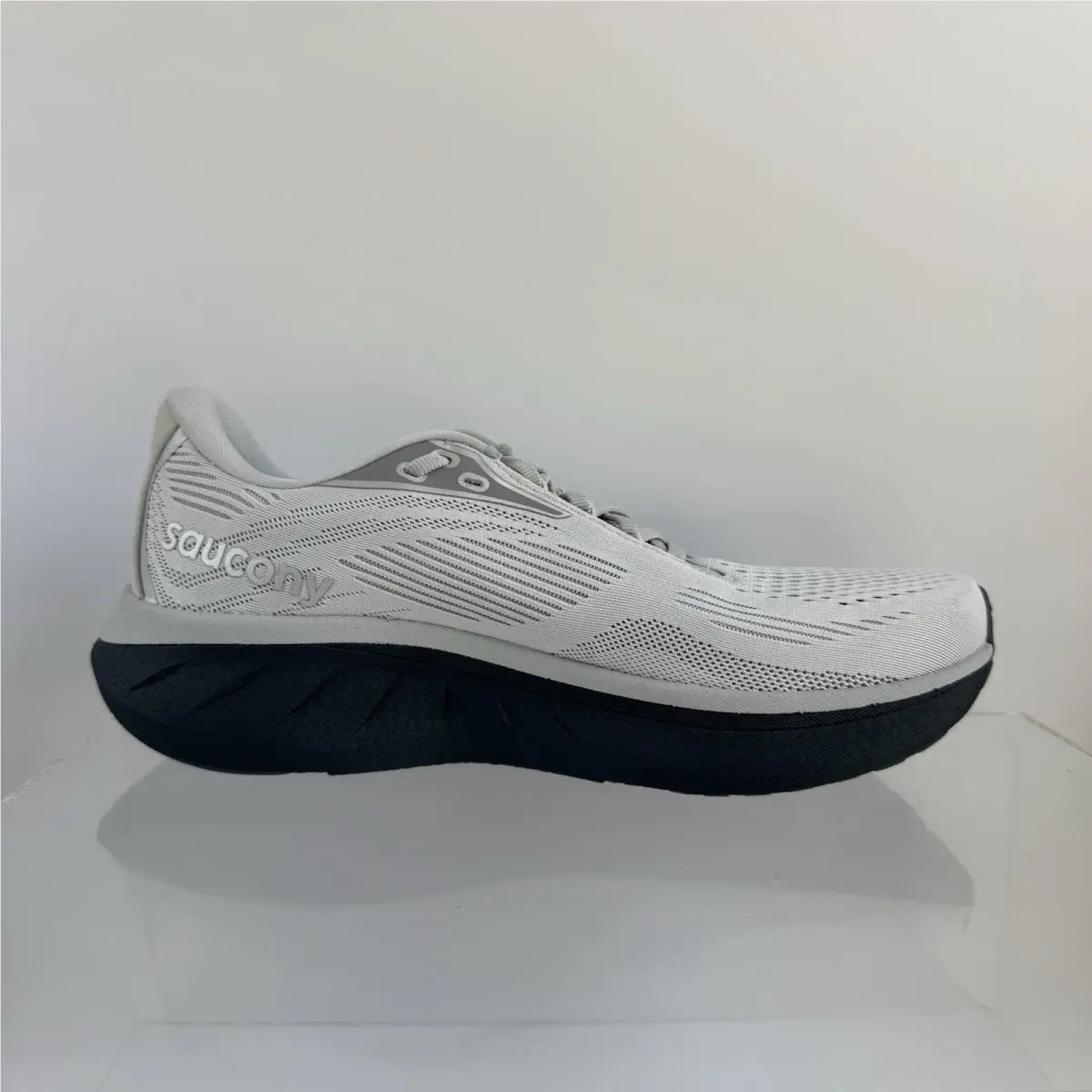 Saucony shoes - Saucony Ride 18 - Ride - S21000-103 - Gray 1
