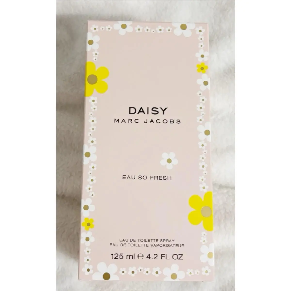 Marc Jacobs Daisy Eau So Fresh Eau de Toilette Spray 4.2 Fl. oz