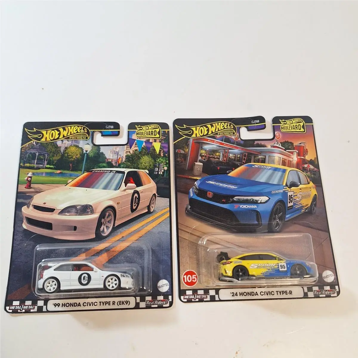 Hot Wheels 99 Honda Civic Type R/ 24 Honda Civic Type R