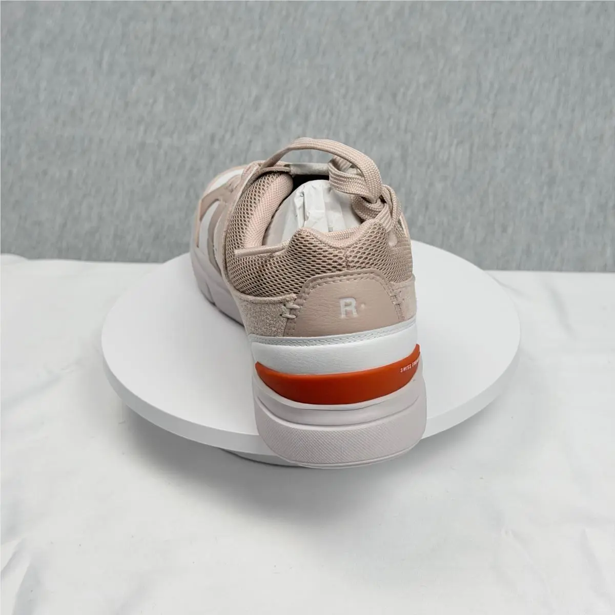 On-Running shoes - The Roger Clubhouse - The Roger Clubhouse - Pink 2