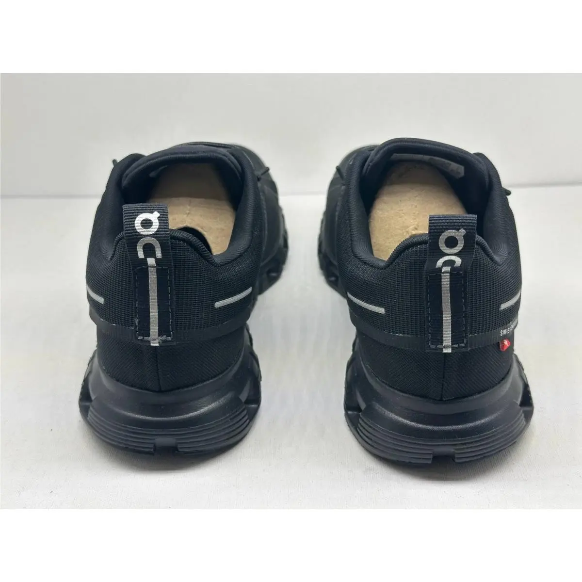 On-Running shoes - Cloud 6 WP - Cloud - Black 2