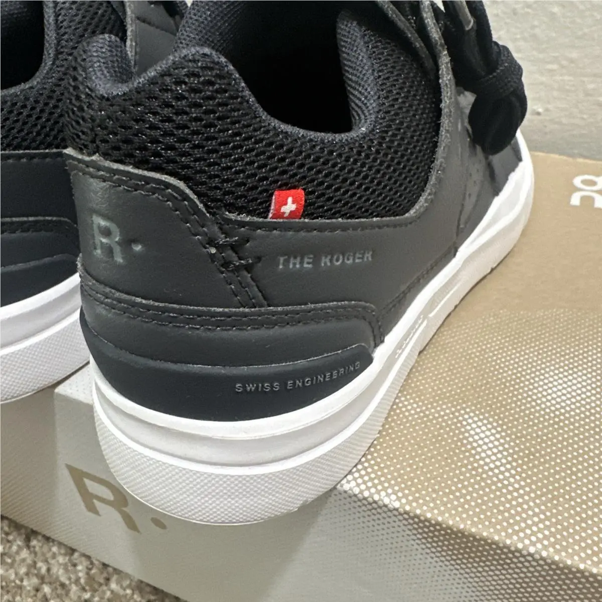 On-Running shoes - The Roger Clubhouse - The Roger Clubhouse - Glacier White 6