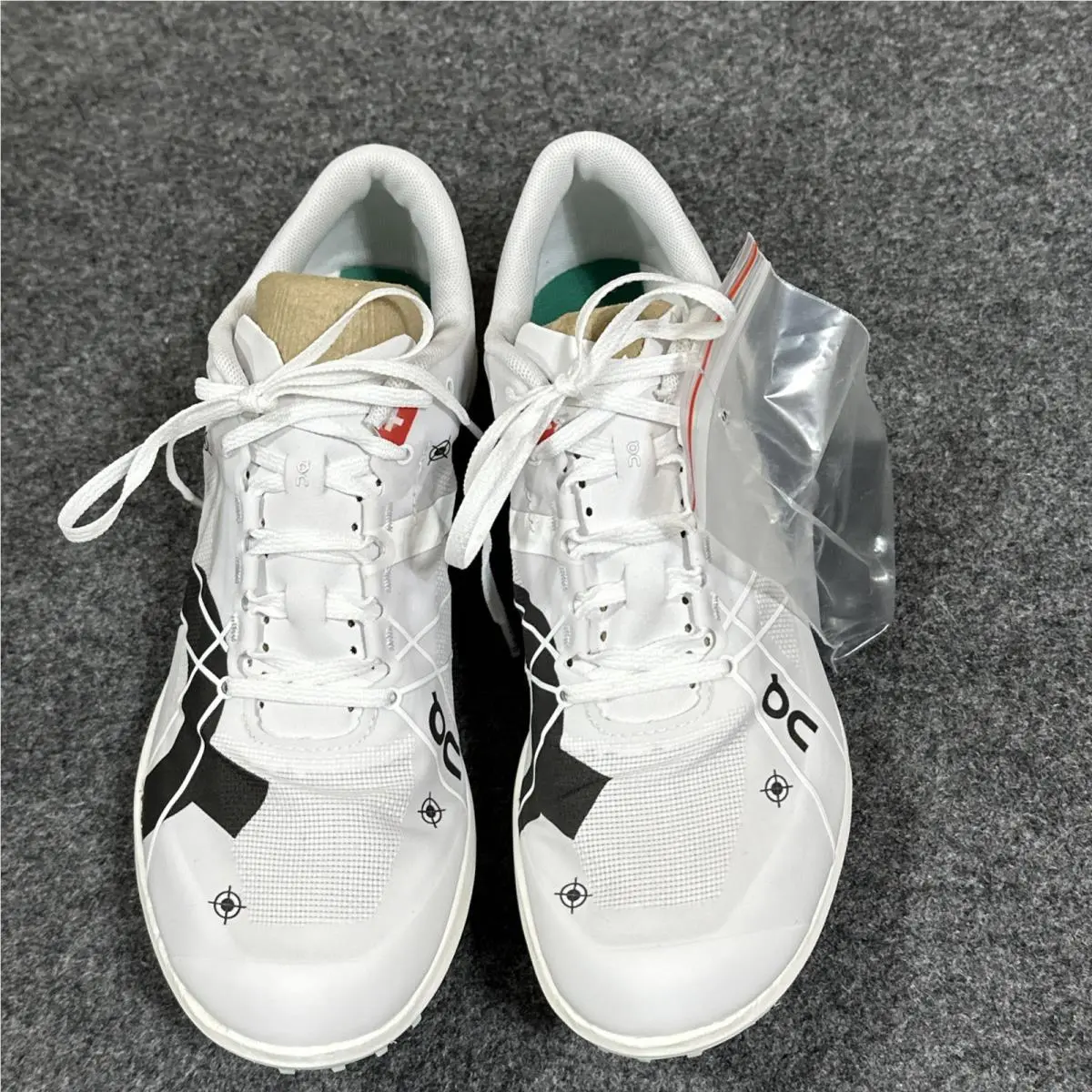 On-Running shoes - OnCloud OnSpike 1500 - Cloud Spike - White 2