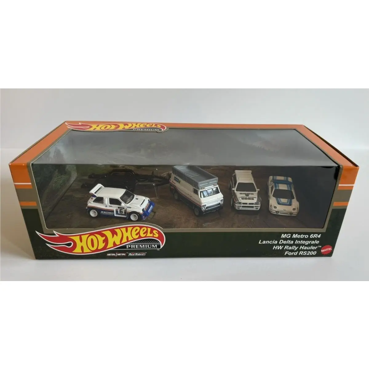 Hot Wheels Diorama Rally Set Mg Metro 6R4 Lancia Delta Integrale Ford RS2000