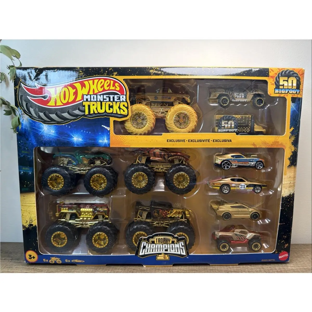 Hot Wheels Monster Trucks 50 Bigfoot Trophy Champions Rare Exclusive Gold Set