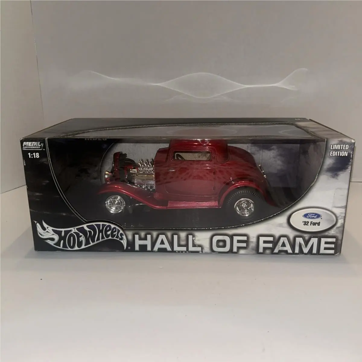 Hot Wheels Metal Collection Hall of Fame Ford 32 Coupe 1:18 Scale