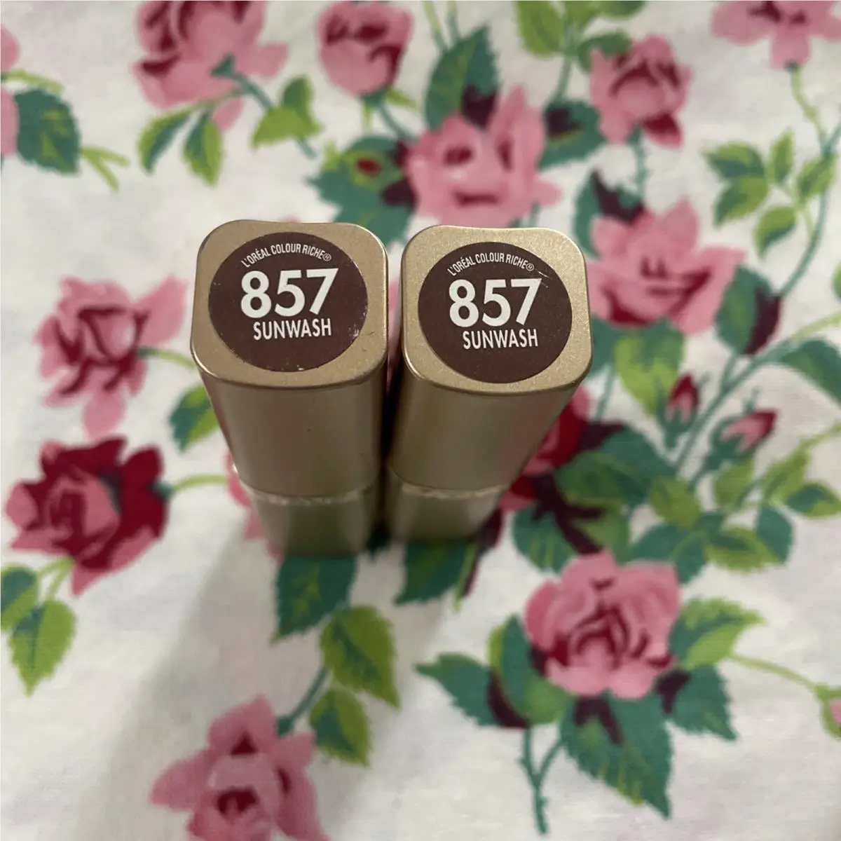 2 Loreal Creamy Satin Lipstick 857 Sunwash The