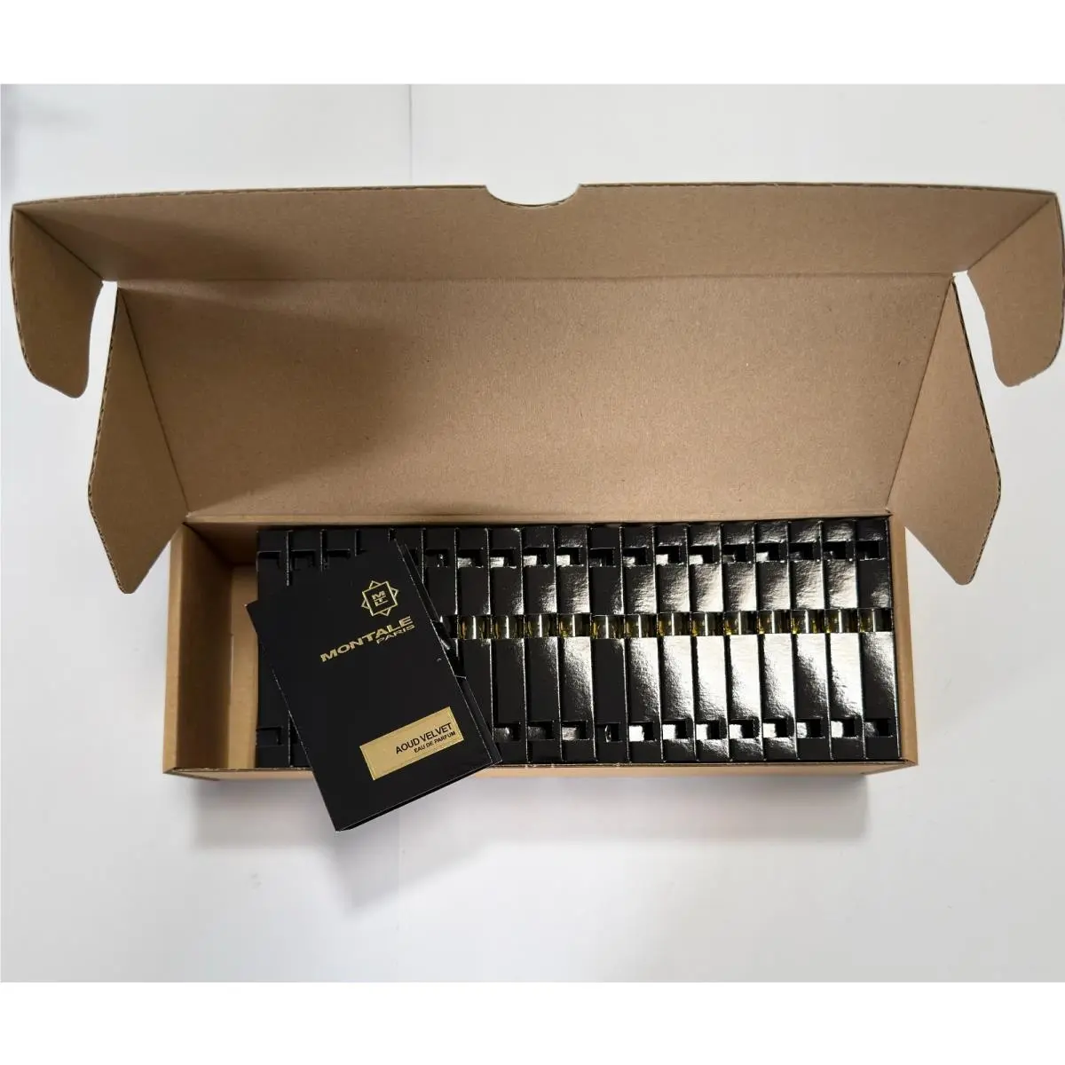 Sample Vials Box Of 20 x 2ml Choose Your Scents AOUD VELVET EDP by Montale